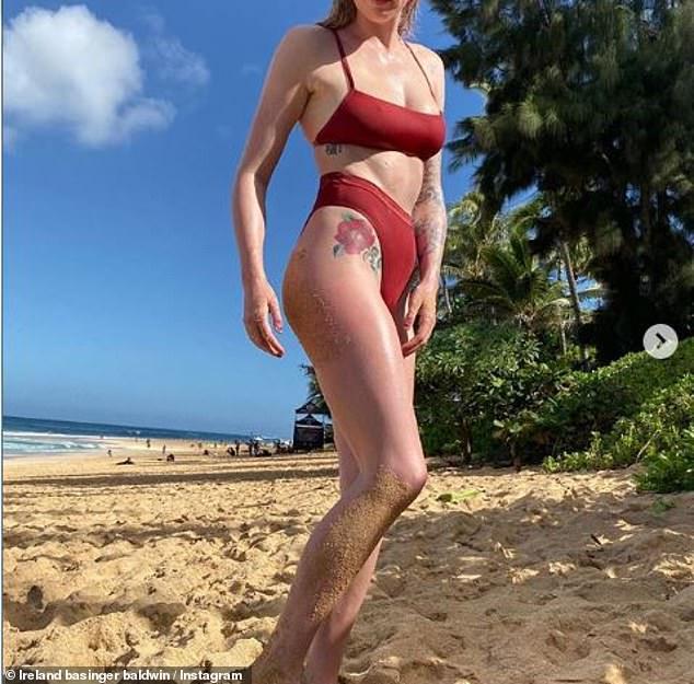50 Ireland Baldwin Nude Pictures Brings Together Style, Sassiness And Sexiness | Best Of Comic Books
