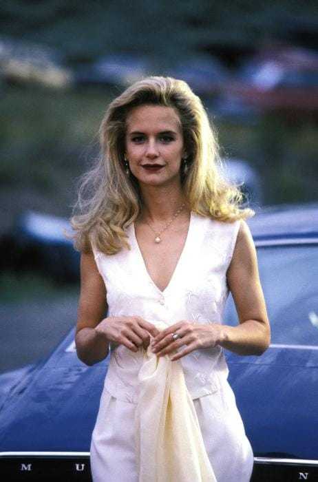 50 Nude Pictures Of Kelly Preston Which Are Essentially Amazing