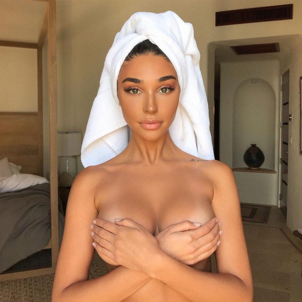 51 Chantel Jeffries Nude Pictures Will Make You Slobber Over Her | Best Of Comic Books