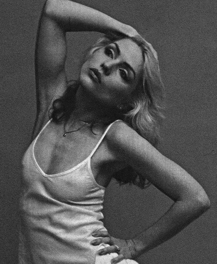 51 Debbie Harry Nude Pictures Will Heat Up Your Blood With Fire And Energy For This Sexy Diva | Best Of Comic Books