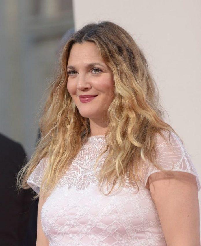 51 Drew Barrymore Nude Pictures Are Exotic And Exciting To Look At | Best Of Comic Books