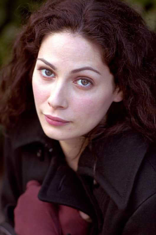 51 Hot Pictures Of Joanne Kelly Are Truly Epic | Best Of Comic Books
