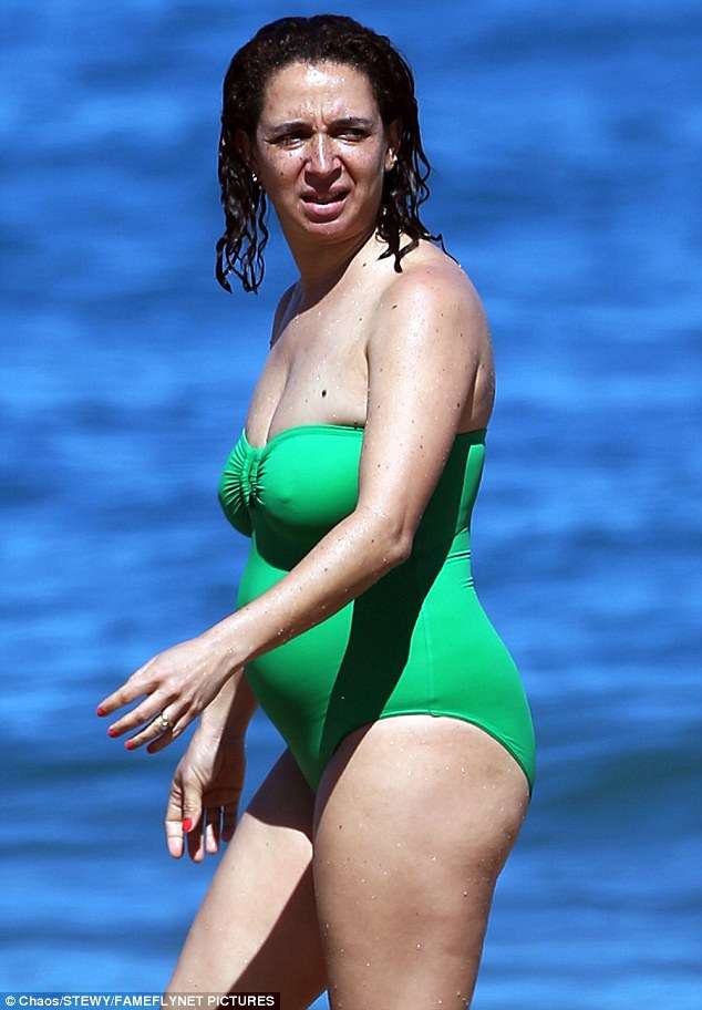 Maya Rudolph shows you everything : r/SNLbabes
