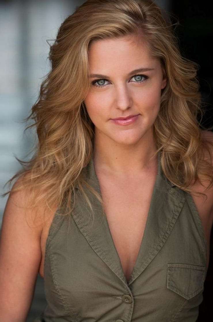 51 Hot Pictures Of Taylor Louderman Which Are Essentially Amazing | Best Of Comic Books