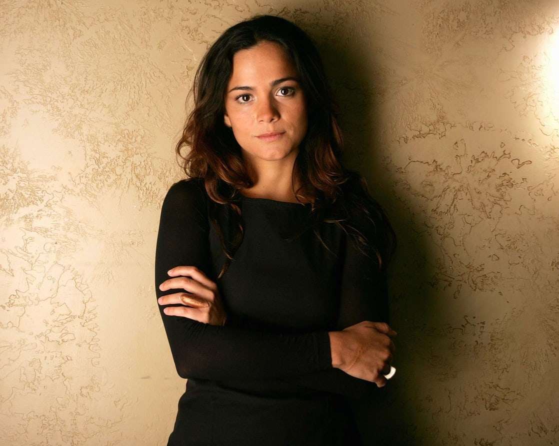 51 Hottest Alice Braga Big Butt Pictures Are Simply Excessively Damn Hot | Best Of Comic Books