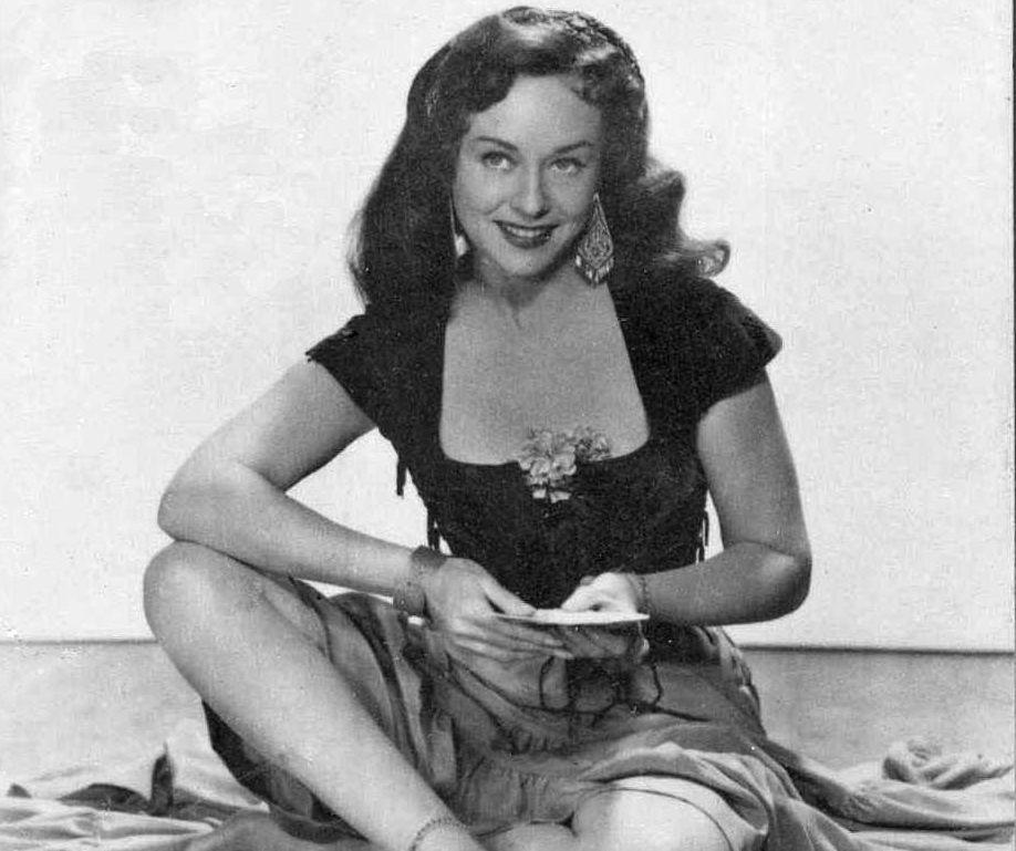 51 Hottest Paulette Goddard Bikini Pictures Which Are Inconceivably Beguiling | Best Of Comic Books