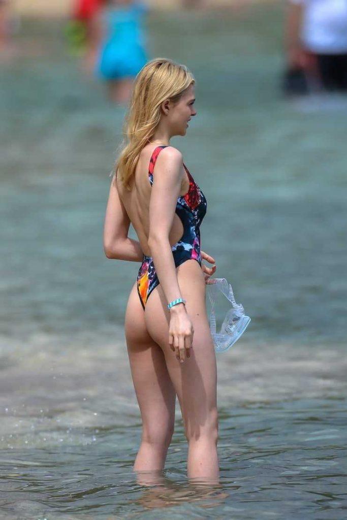 51 Nicola Peltz Nude Pictures Present Her Polarizing Appeal | Best Of Comic Books