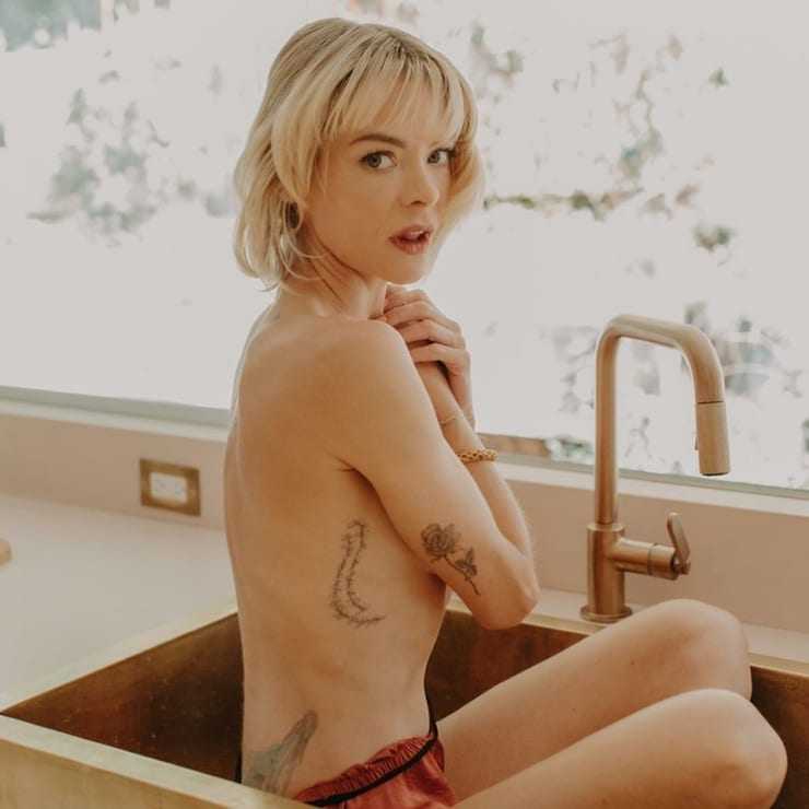 51 Sexy Jaime King Boobs Pictures Which Are Inconceivably Beguiling | Best Of Comic Books