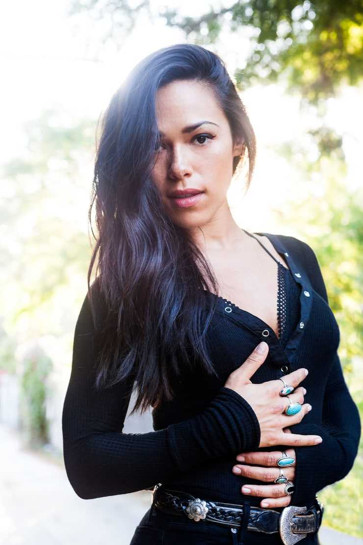 51 Sexy Jessica Camacho Boobs Pictures Will Induce Passionate Feelings for Her | Best Of Comic Books