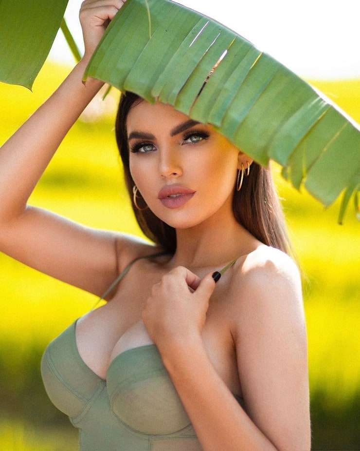 51 Sexy Nicole Thorne Boobs Pictures Which Will Shake Your Reality | Best Of Comic Books