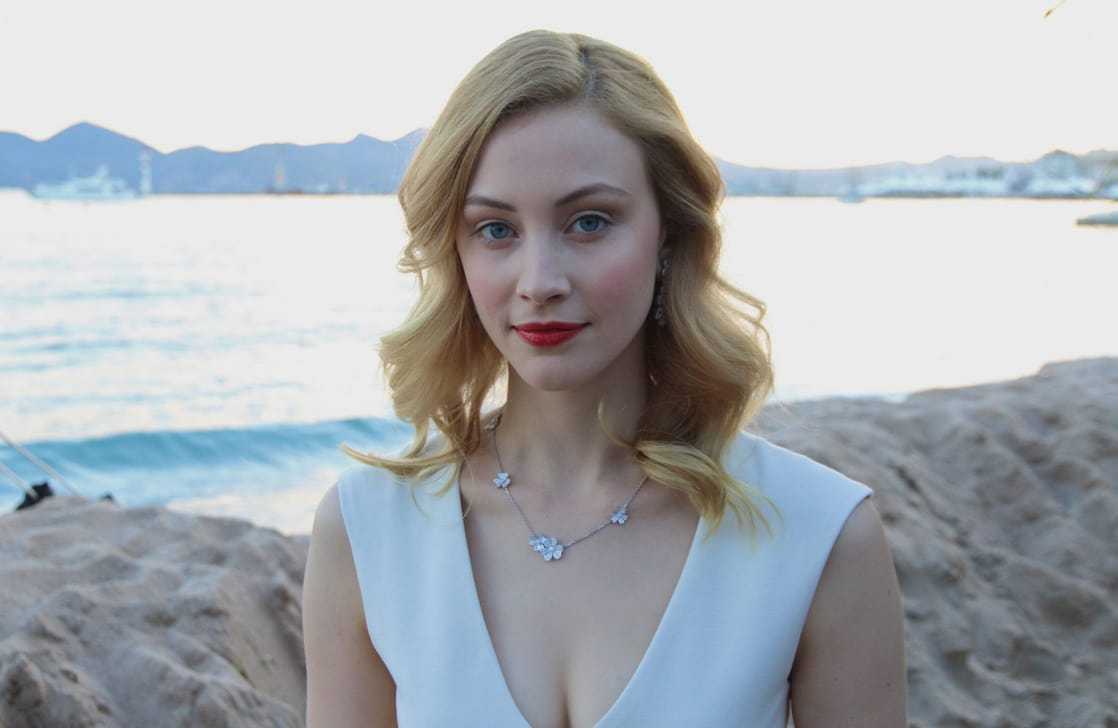 51 Sexy Sarah Gadon Boobs Pictures Are A Genuine Masterpiece | Best Of Comic Books