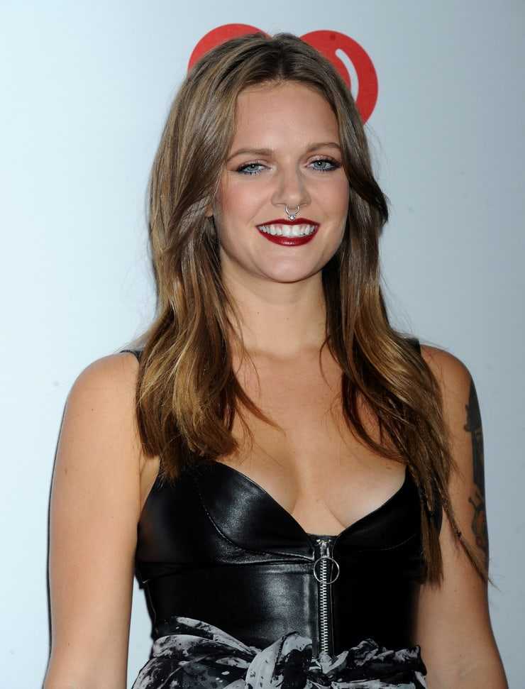 51 Sexy Tove Lo Boobs Pictures Will Expedite An Enormous Smile On Your Face | Best Of Comic Books