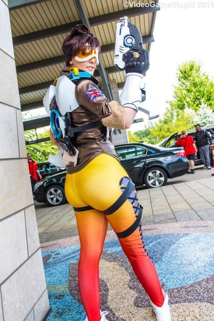 51 Sexy Tracer Boobs Pictures Will Drive You Frantically Enamored With This Sexy Vixen | Best Of Comic Books