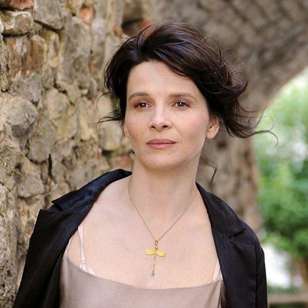 52 Hot Pictures Of Juliette Binoche That Are Simply Gorgeous | Best Of Comic Books