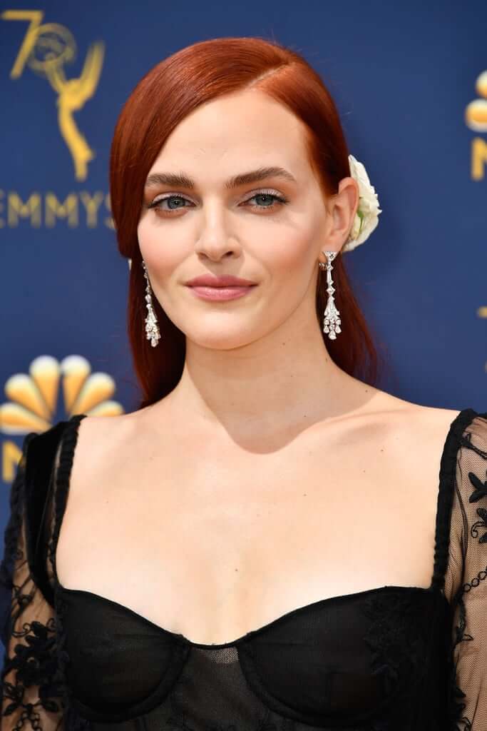52 Hot Pictures Of Madeline Brewer Which Expose Her Curvy Body | Best Of Comic Books