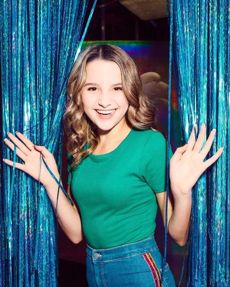 55+ Annie LeBlanc Hot Pictures Will Drive You Nuts For Her | Best Of Comic Books