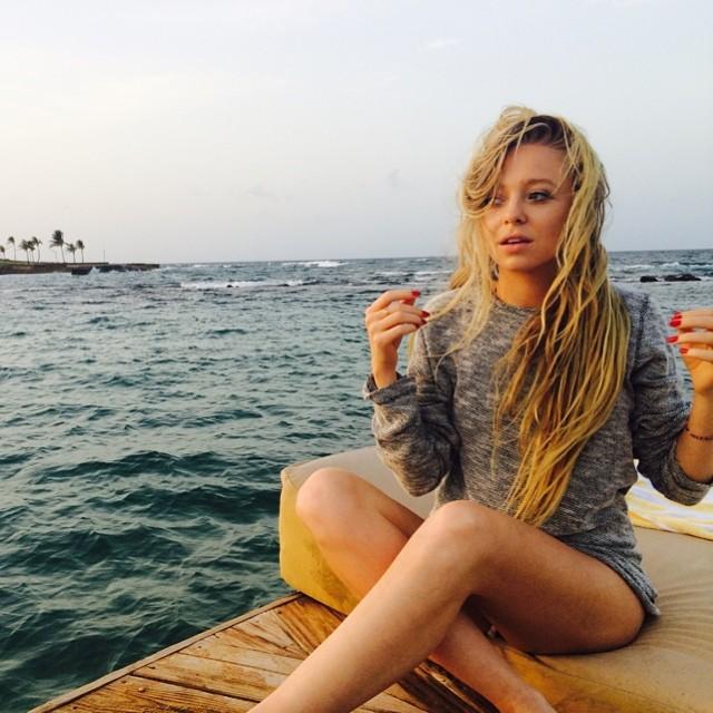 55+ Hot And Sexy Pictures Of Portia Doubleday Are Just Too Damn Seductive | Best Of Comic Books