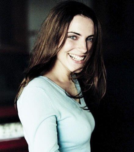 55+ Hot Pictures Of Antje Traue Are Seriously Epitome Of Beauty | Best Of Comic Books