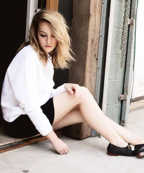 55+ Hot Pictures Of Bridgit Mendler Are Delight For Fans | Best Of Comic Books