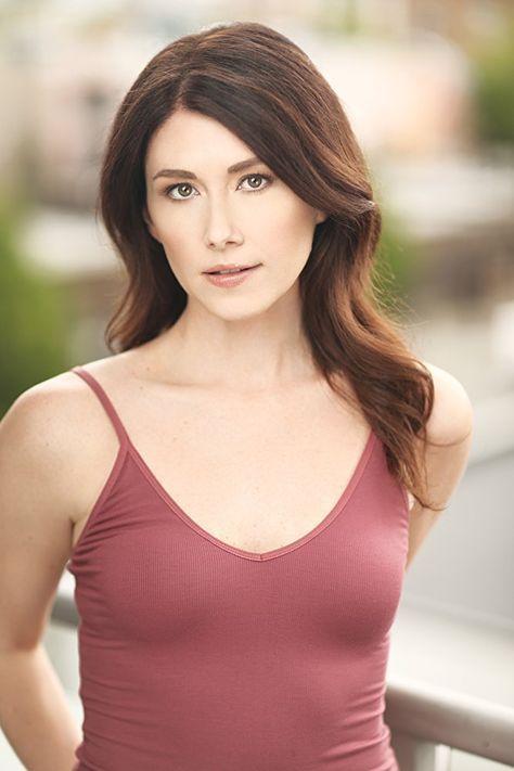 55+ Hot Pictures Of Jewel Staite Are Truly Work Of Art | Best Of Comic Books
