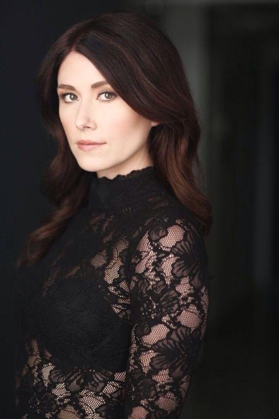 55+ Hot Pictures Of Jewel Staite Are Truly Work Of Art | Best Of Comic Books