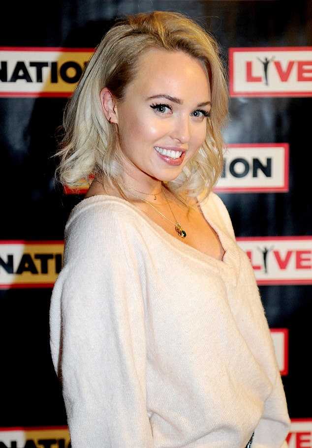 55 Hot Pictures Of Jorgie Porter Will Win Your Hearts | Best Of Comic Books