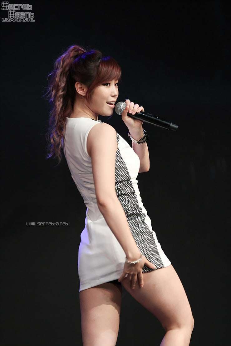 55+ Hot Pictures Of Jun Hyo-seong That Will Make Your Day | Best Of Comic Books