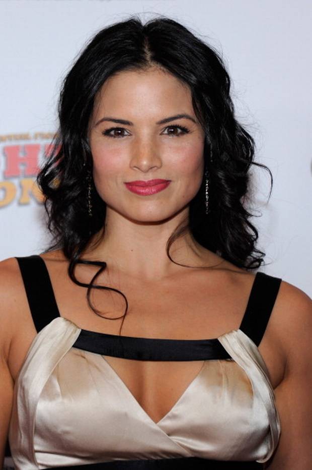 55+ Hot Pictures Of Katrina Law – Nyssa al Ghul In Arrow TV Series | Best Of Comic Books