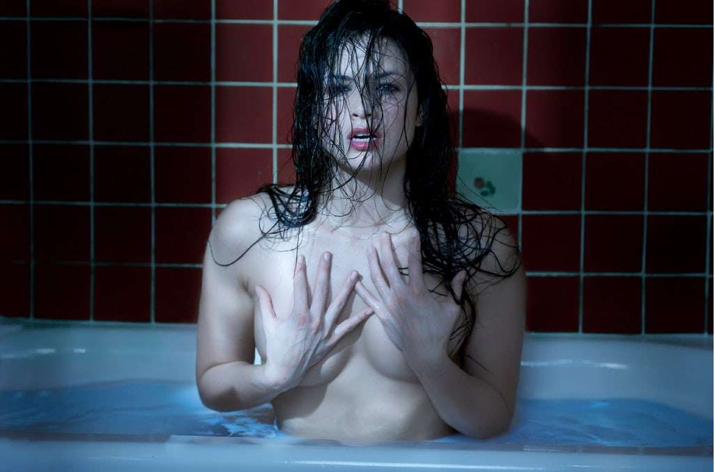 55+ Hot Pictures Of Katrina Law – Nyssa al Ghul In Arrow TV Series | Best Of Comic Books