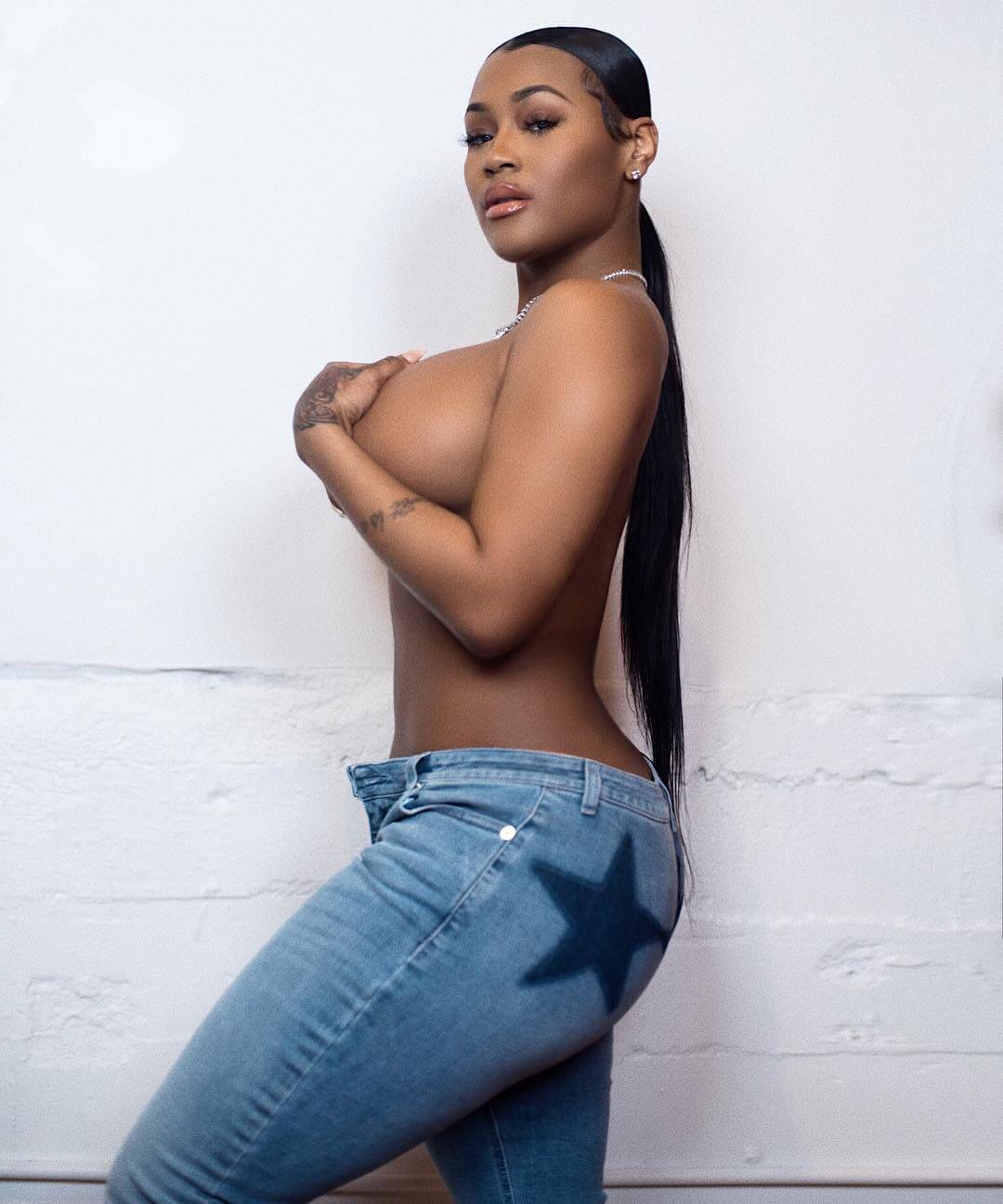 55 Hot Pictures Of Lira Mercer Which Are Here To Make Your Day A Win | Best Of Comic Books