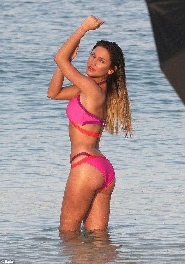 55 Hot Pictures Of Sam Faiers Will Make You Fall In Love Instantly | Best Of Comic Books
