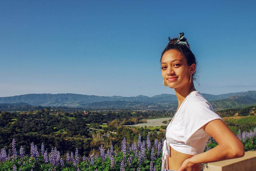 55+ Hot Pictures Of Samantha Logan Will Put You In A Good Mood | Best Of Comic Books