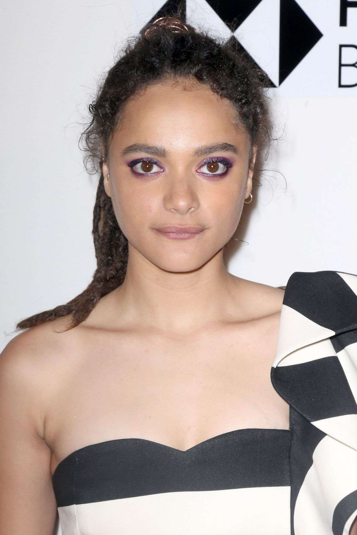 55+ Hot Pictures Of Sasha Lane Are So Damn Sexy That We Don’t Deserve Her | Best Of Comic Books
