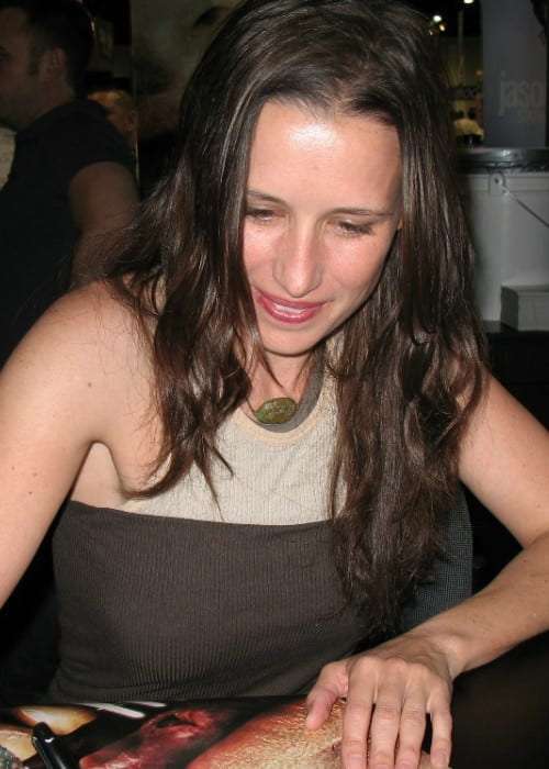 55+ Hot Pictures Of Shawnee Smith Are Seriously Epitome Of Beauty | Best Of Comic Books