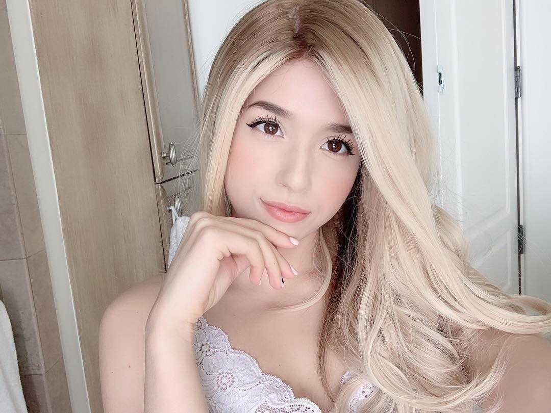 55+ Hottest Pokimane Big Butt Pictures That Are Basically Flawless | Best Of Comic Books