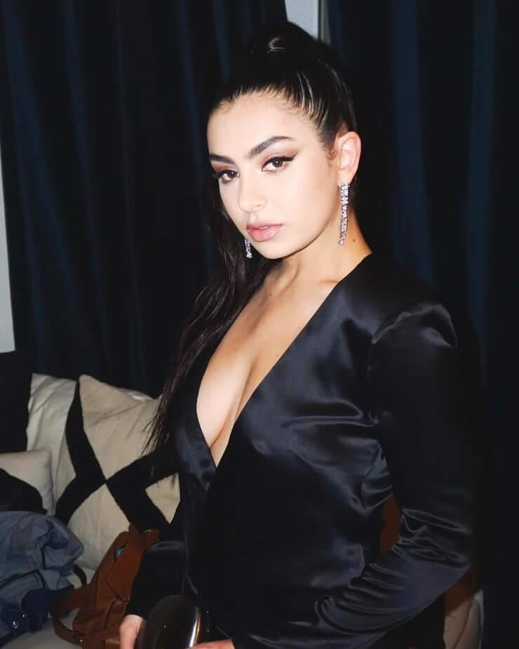 55 Sexy Charli XCX Boobs Pictures Are Sexy As Hell | Best Of Comic Books