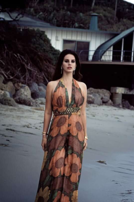55 Sexy Lana Del Rey Boobs Pictures Are Luciously Delicious | Best Of Comic Books