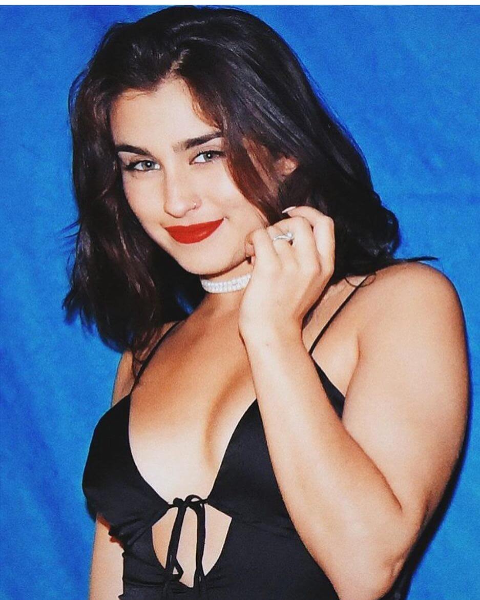 55 Sexy Lauren Jauregui Boobs Pictures Will Bring A Big Smile On Your Face The Viraler