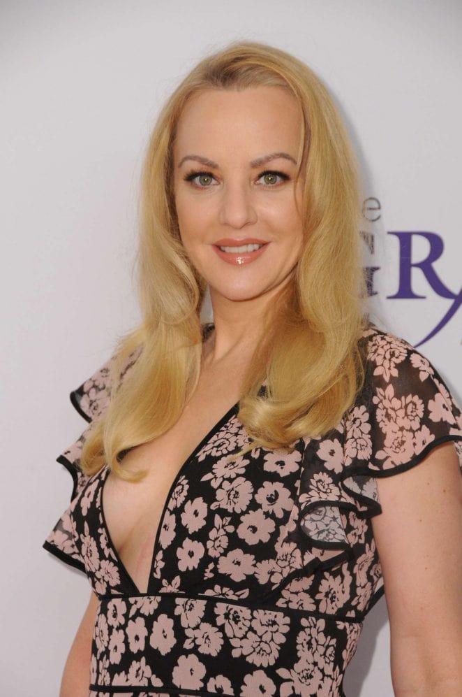 60+ Hot And Sexy Pictures Of Wendi McLendon-Covey Is Going To Make Your Day A Win | Best Of Comic Books