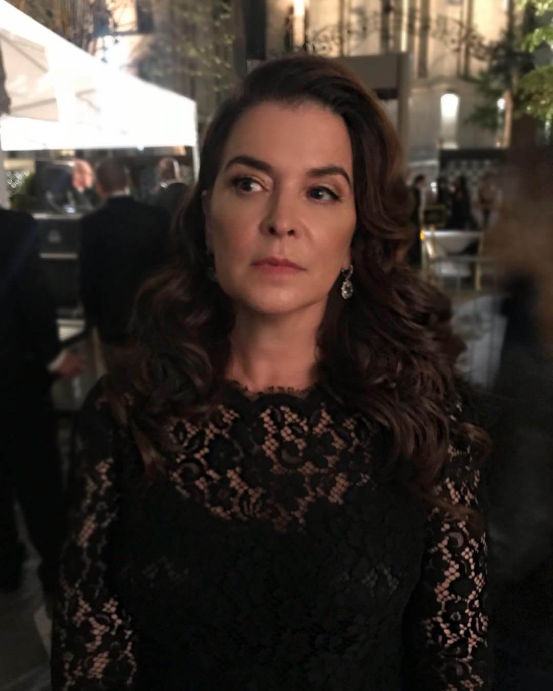 60+ Hot Pictures Of Annabella Sciorra Are So Damn Sexy That We Don’t Deserve Her | Best Of Comic Books