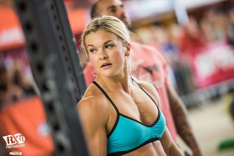 60+ Hot Pictures Of Brooke Ence – Extremely Gorgeous Crossfit Lady With Majestic Booty To Die For | Best Of Comic Books