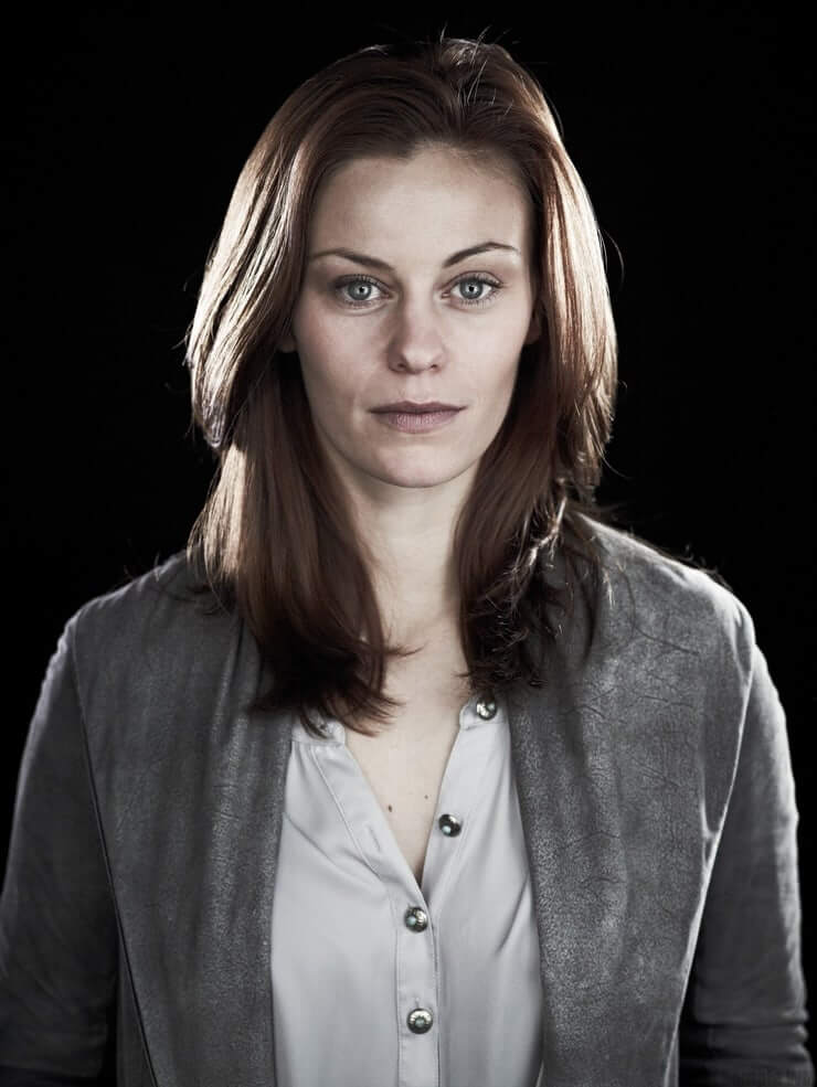 60+ Hot Pictures Of Cassidy Freeman Which Will Make You Crazy About Her | Best Of Comic Books