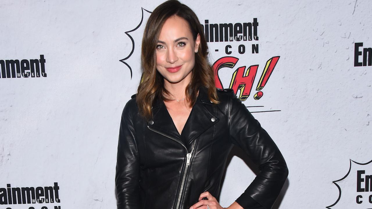 60+ Hot Pictures Of Courtney Ford – Nora Darhk In Legends Of Tomorrow | Best Of Comic Books