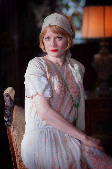 Hot Pictures Of Emily Beecham Are So Damn Sexy That We Dont Deserve Her The Viraler