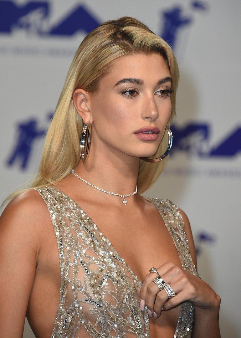 60+ Hot Pictures Of Hailey Baldwin Justin Bieber’s Sexy Girlfriend Are Sexy As Hell | Best Of Comic Books