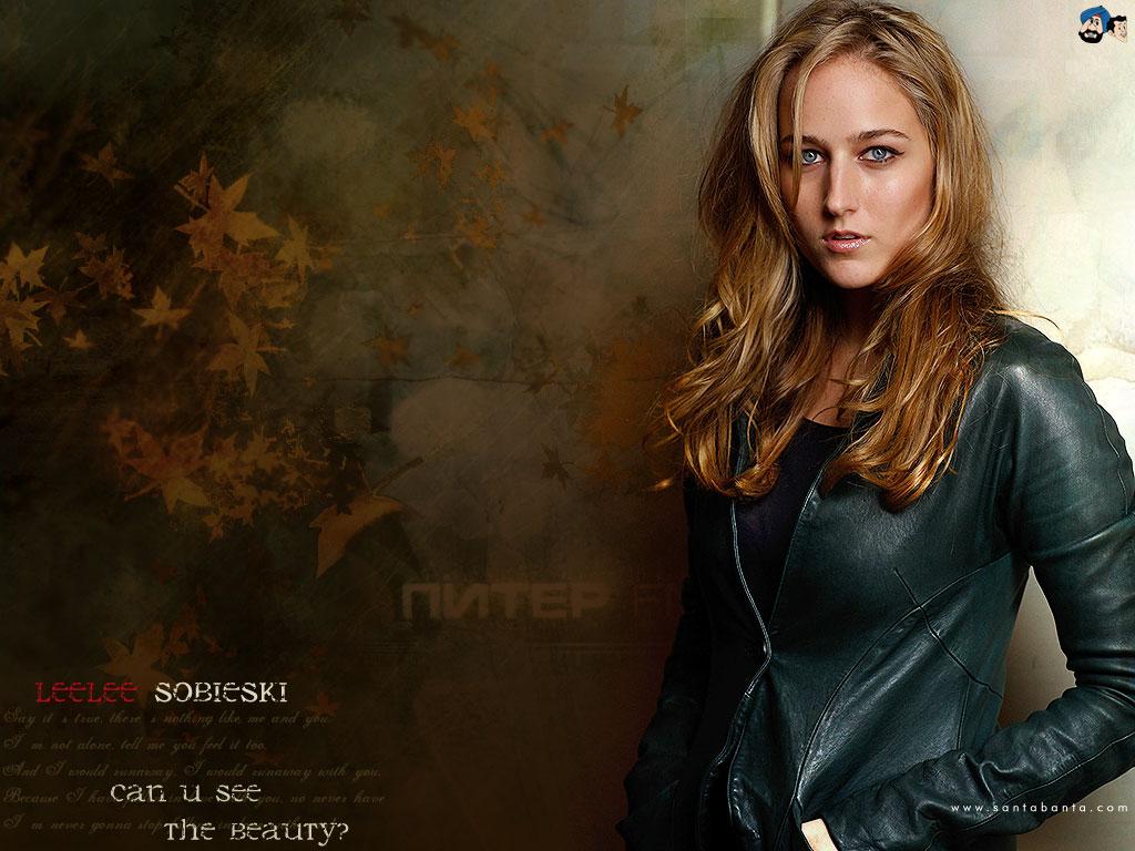 60+ Hot Pictures Of Leelee Sobieski Which Will Make You Want Her Now | Best Of Comic Books
