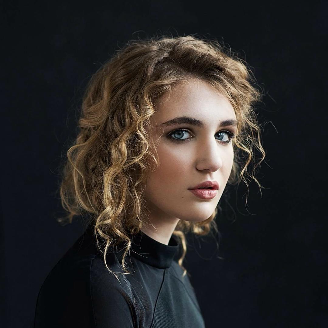 60+ Hot Pictures Of Sophie Nelisse Which Will Make You Fall In Love With Her | Best Of Comic Books