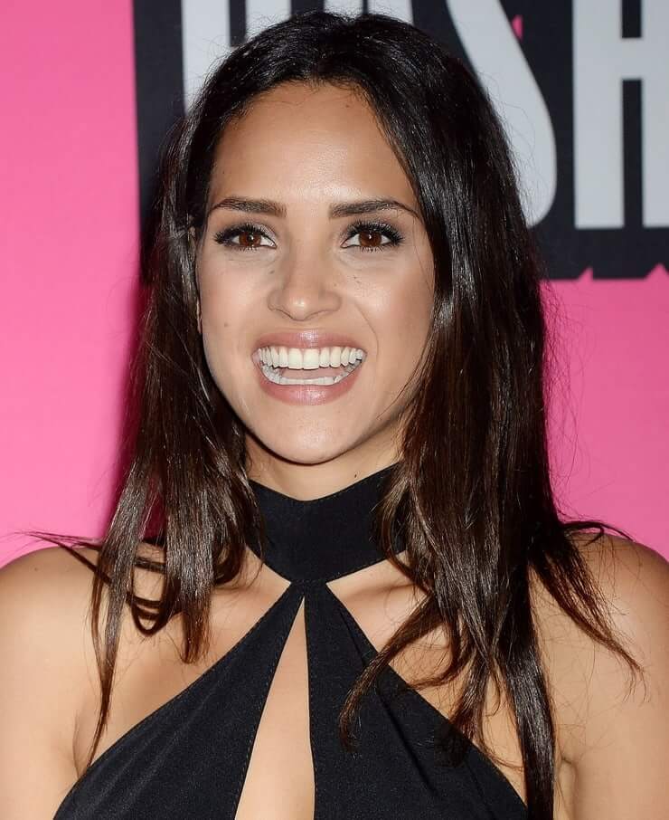 60+ Sexy Adria Arjona Boobs Pictures Will Bring A Big Smile On Your Face | Best Of Comic Books