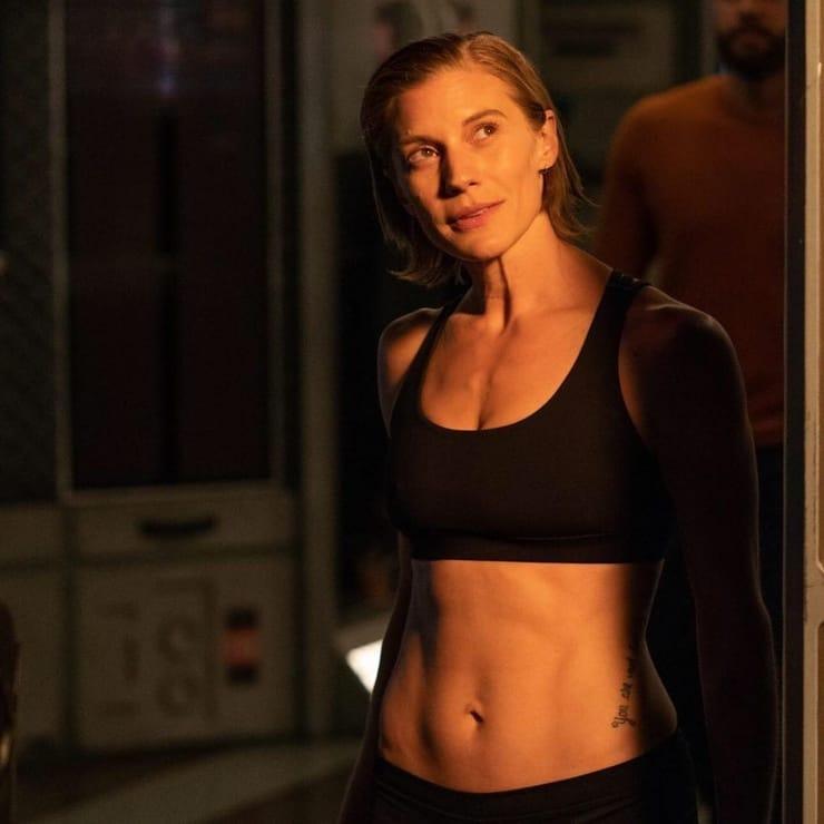60+ Sexy Katee Sackhoff Boobs Pictures Which Are Stunningly Ravishing | Best Of Comic Books