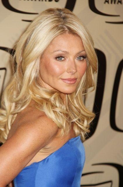60+ Sexy Kelly Ripa Boobs Pictures That Are Sexy As Hell | Best Of Comic Books